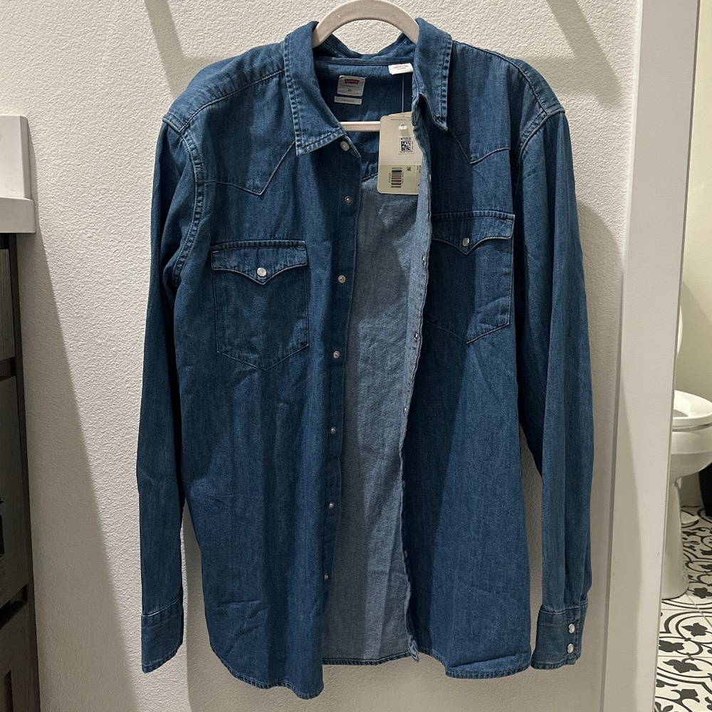Levi’s men long sleeve denim shirt with snap pearl buttons size xl
